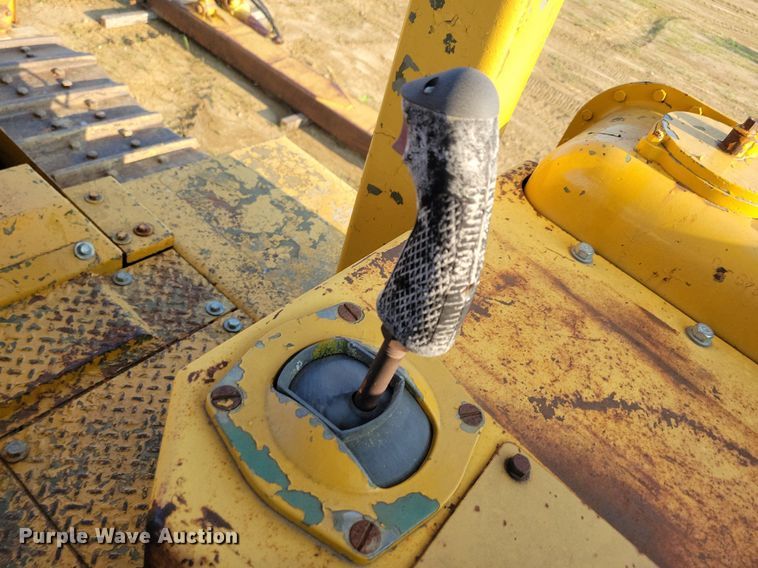 image for item DN4003 1977 Caterpillar D8K  dozer