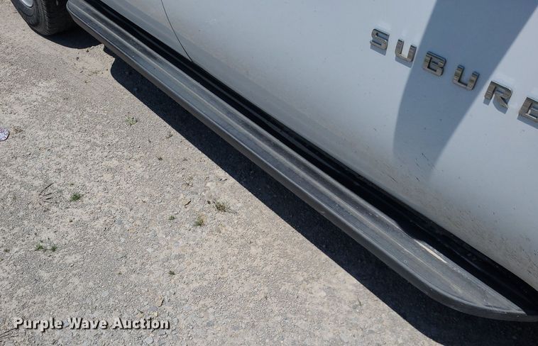 image for item DN8536 2011 Chevrolet Suburban  SUV