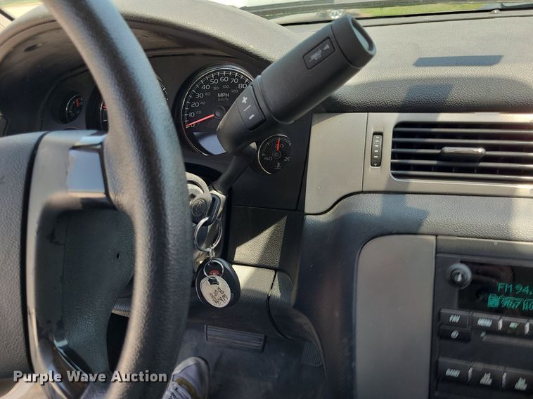 image for item DN8536 2011 Chevrolet Suburban  SUV