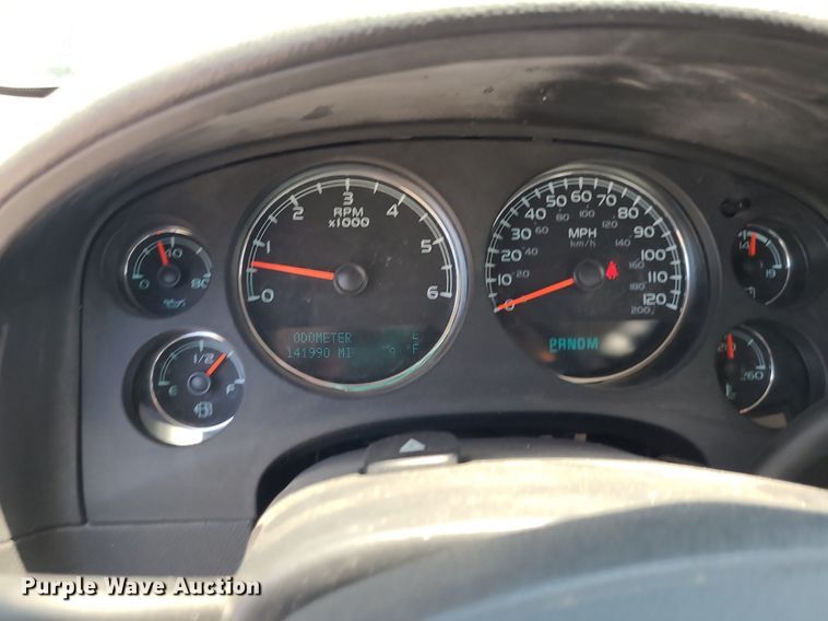 image for item DN8536 2011 Chevrolet Suburban  SUV