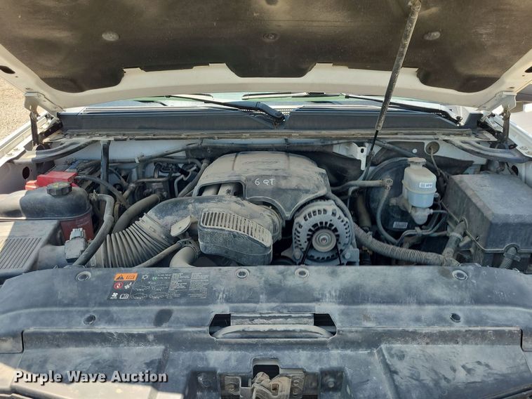 image for item DN8536 2011 Chevrolet Suburban  SUV