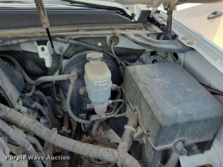 image for item DN8536 2011 Chevrolet Suburban  SUV