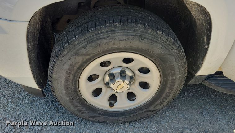 image for item DN8536 2011 Chevrolet Suburban  SUV