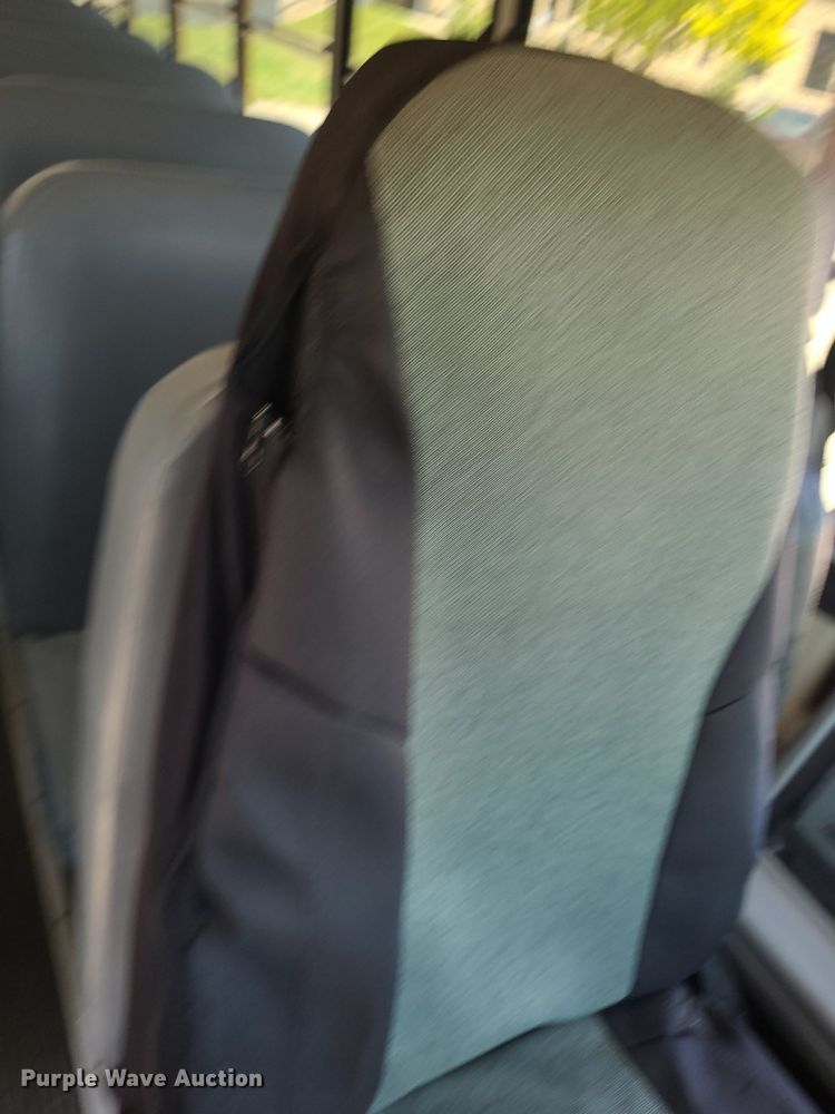 image for item DN8537 2003 Thomas  school bus