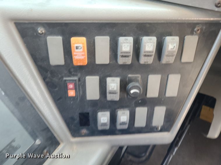 image for item DN8537 2003 Thomas  school bus