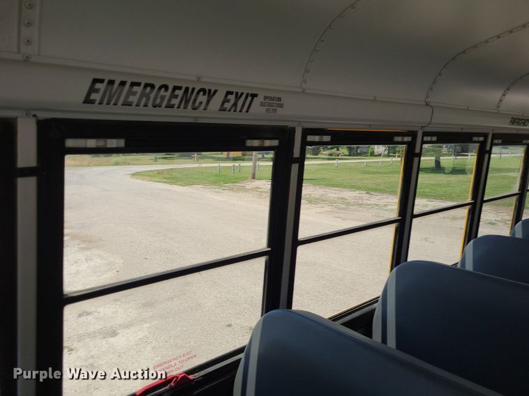 image for item DN8537 2003 Thomas  school bus