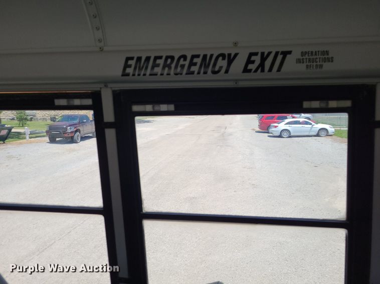 image for item DN8537 2003 Thomas  school bus