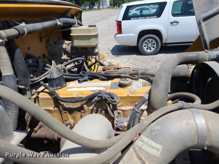 image for item DN8537 2003 Thomas  school bus