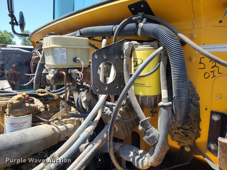 image for item DN8537 2003 Thomas  school bus