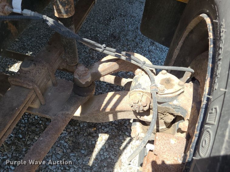 image for item DN8537 2003 Thomas  school bus