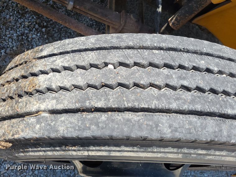 image for item DN8537 2003 Thomas  school bus