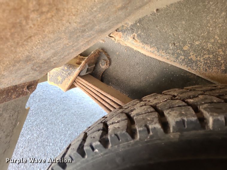 image for item DN8537 2003 Thomas  school bus