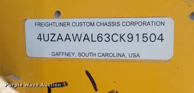 image for item DN8537 2003 Thomas  school bus