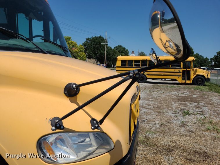image for item DN8538 2007 Thomas  school bus