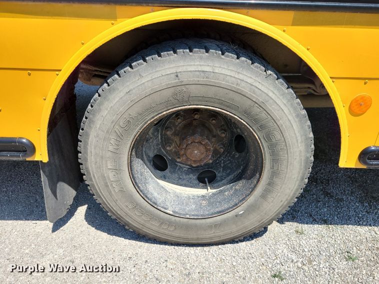 image for item DN8538 2007 Thomas  school bus