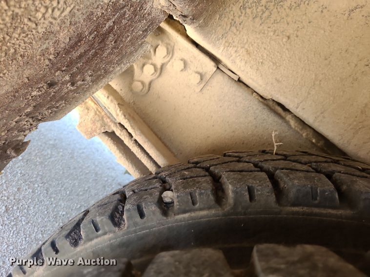 image for item DN8538 2007 Thomas  school bus