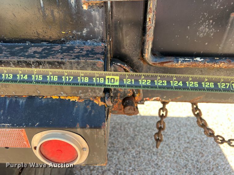 image for item DO1458 1986 Ford F800  dump truck