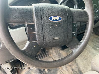 image for item DO2192 2005 Ford F150 XL  pickup truck