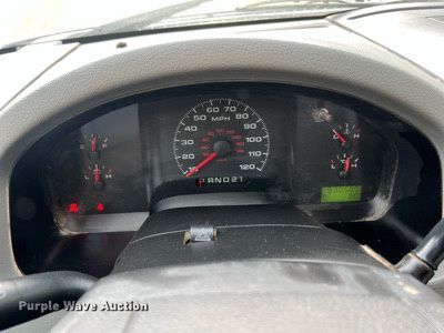 image for item DO2192 2005 Ford F150 XL  pickup truck