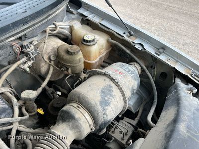 image for item DO2192 2005 Ford F150 XL  pickup truck