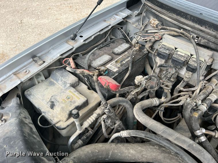 image for item DO2192 2005 Ford F150 XL  pickup truck