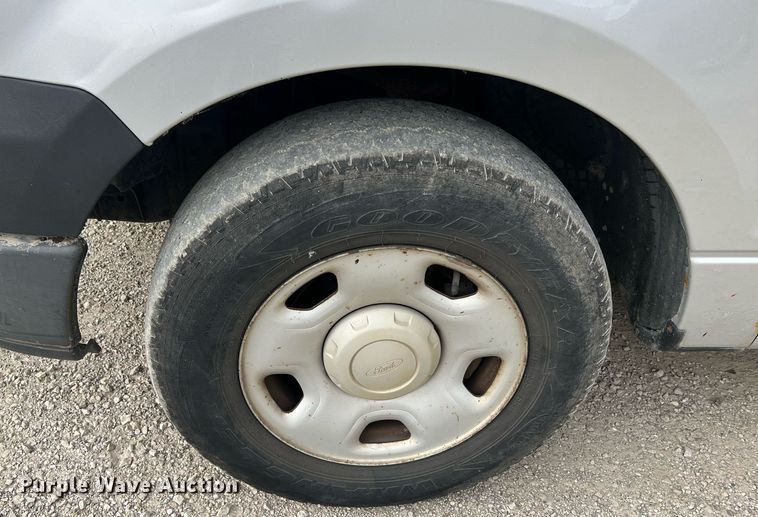 image for item DO2192 2005 Ford F150 XL  pickup truck