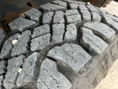 image for item DO2192 2005 Ford F150 XL  pickup truck