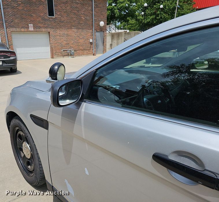 image for item DO2809 2015 Ford Taurus Police Interceptor