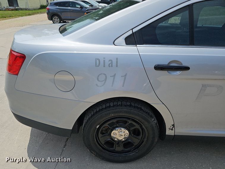 image for item DO2809 2015 Ford Taurus Police Interceptor