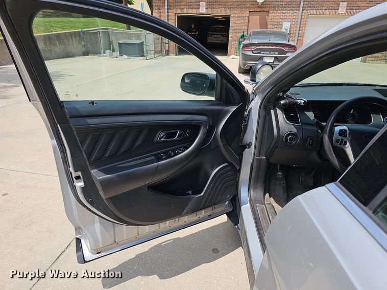 image for item DO2809 2015 Ford Taurus Police Interceptor