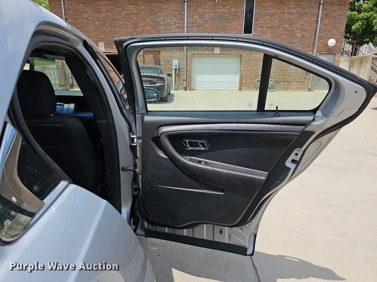 image for item DO2809 2015 Ford Taurus Police Interceptor