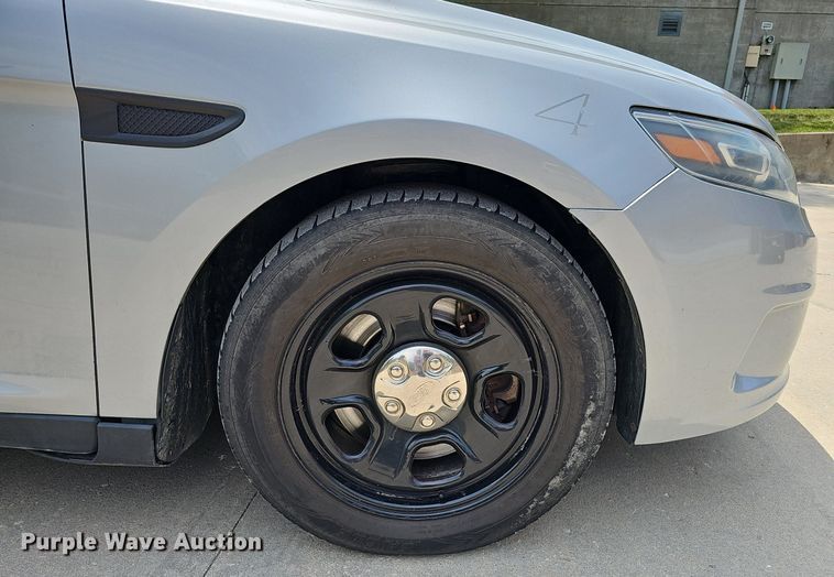 image for item DO2809 2015 Ford Taurus Police Interceptor