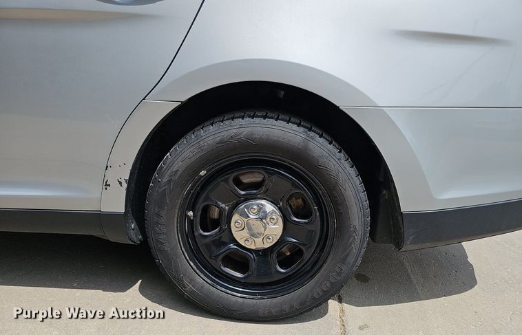 image for item DO2809 2015 Ford Taurus Police Interceptor