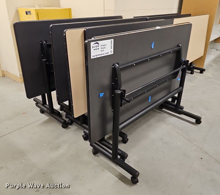 image for item DO2846 (11) folding tables