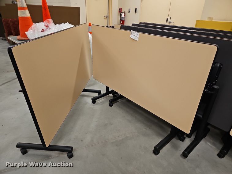 image for item DO2846 (11) folding tables