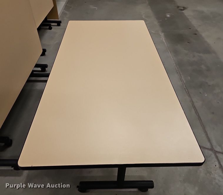 image for item DO2846 (11) folding tables