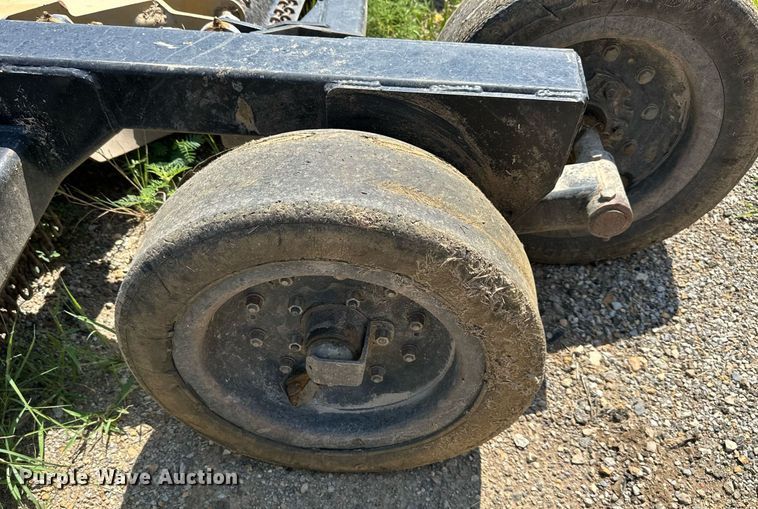 image for item DO5136 Land Pride RC6610  rotary mower