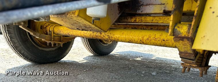 image for item DO5137 2011 Falcon  bituminous mix trailer