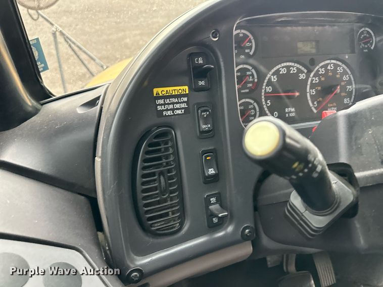 image for item DO5138 2009 Thomas  school bus