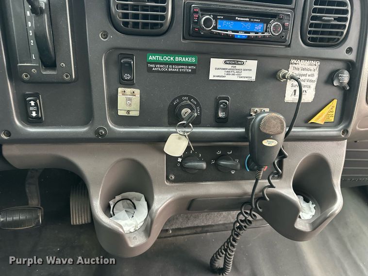 image for item DO5138 2009 Thomas  school bus