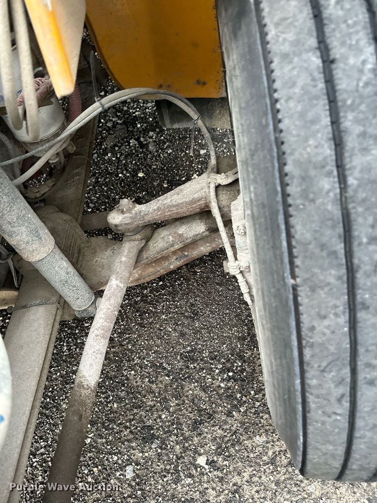 image for item DO5138 2009 Thomas  school bus