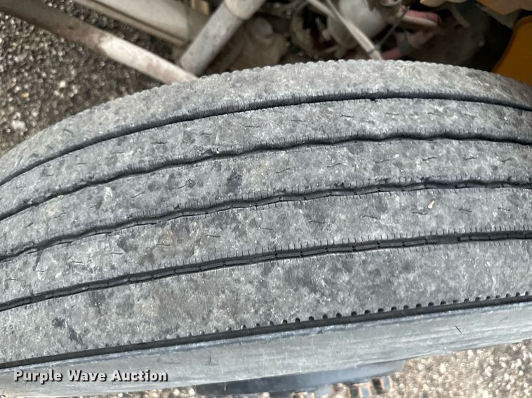 image for item DO5138 2009 Thomas  school bus