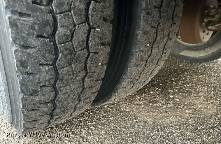 image for item DO5138 2009 Thomas  school bus