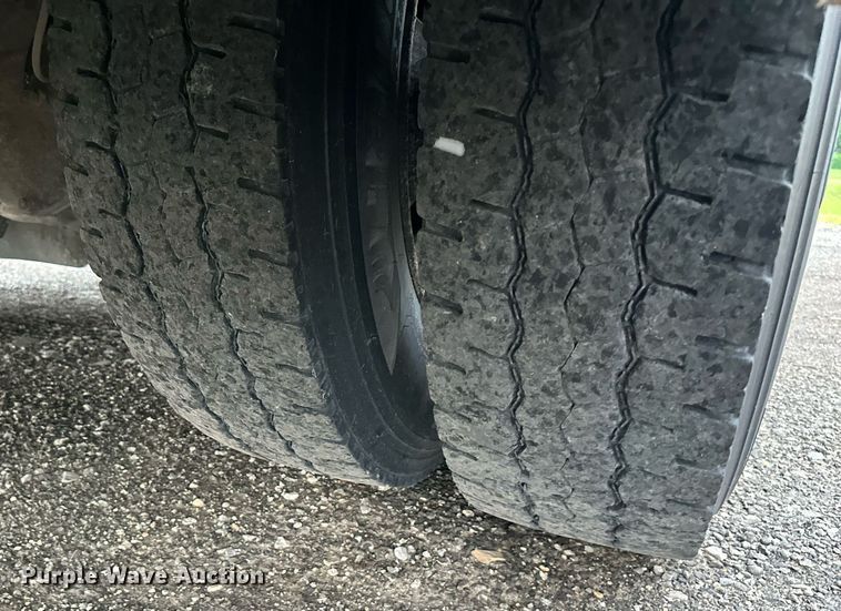 image for item DO5138 2009 Thomas  school bus