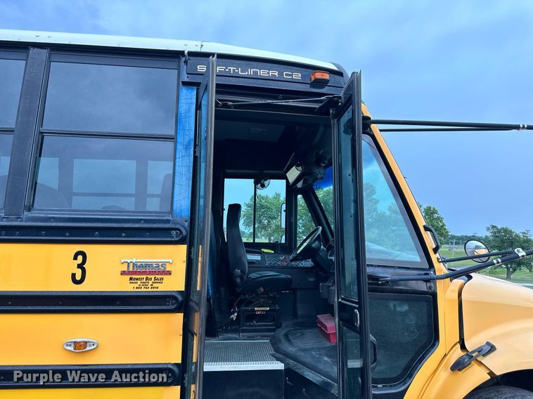 image for item DO5139 2009 Thomas  school bus