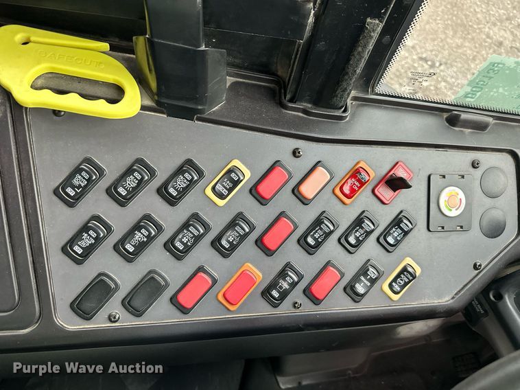 image for item DO5139 2009 Thomas  school bus