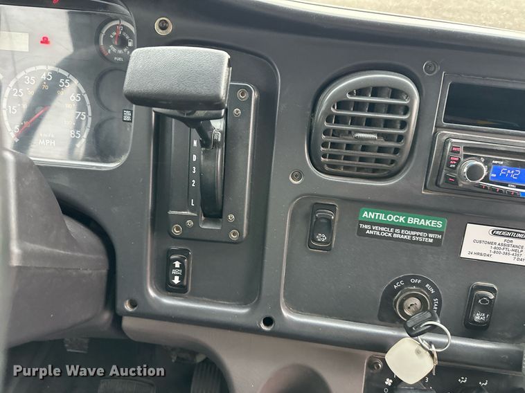 image for item DO5139 2009 Thomas  school bus