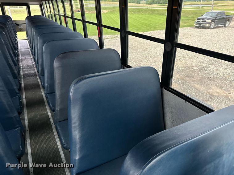 image for item DO5139 2009 Thomas  school bus