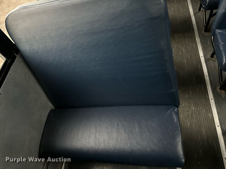 image for item DO5139 2009 Thomas  school bus