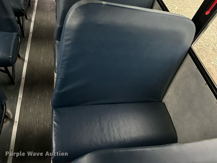 image for item DO5139 2009 Thomas  school bus